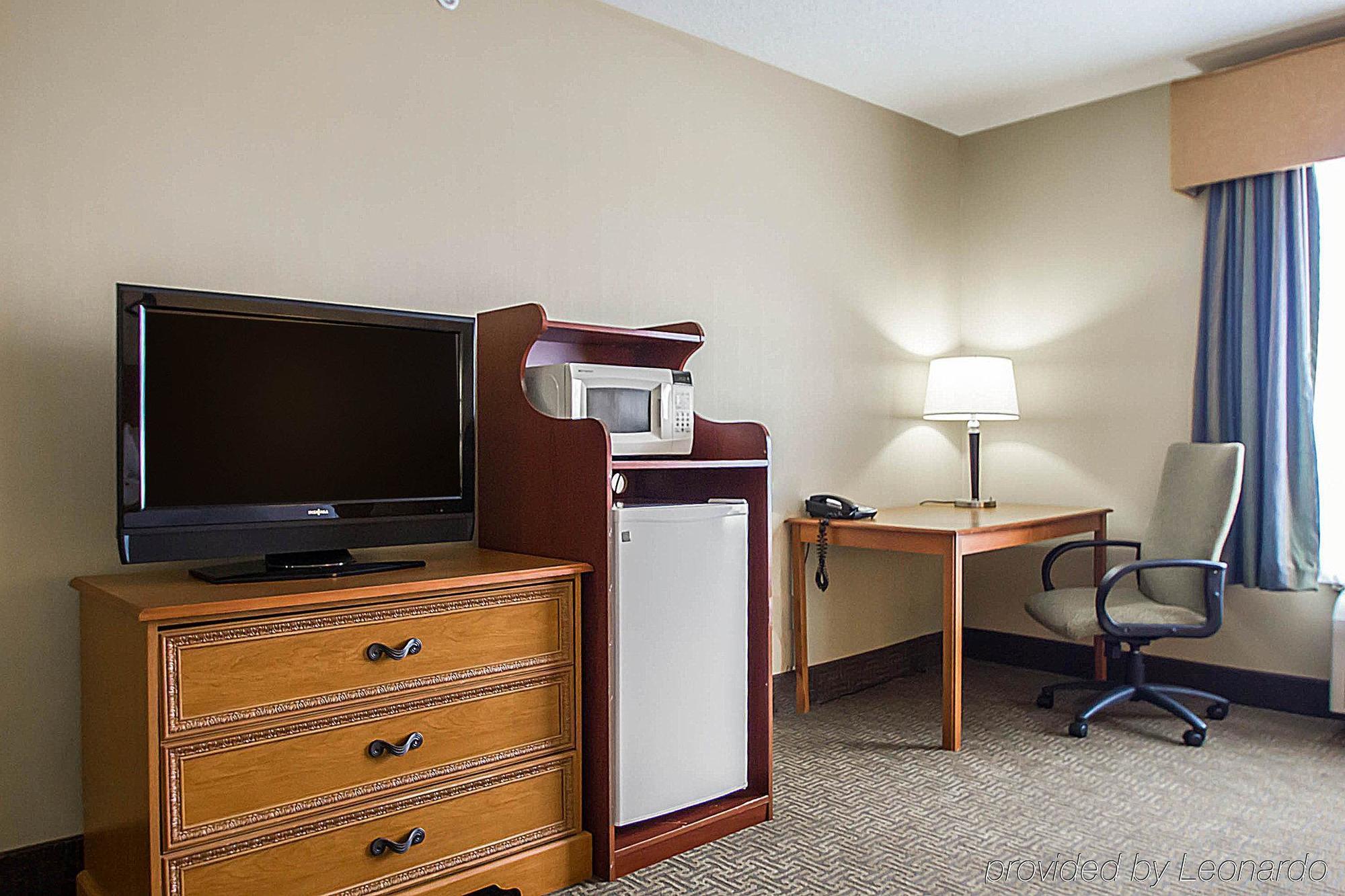 Quality Inn & Suites Fishkill South Near I-84 Ngoại thất bức ảnh