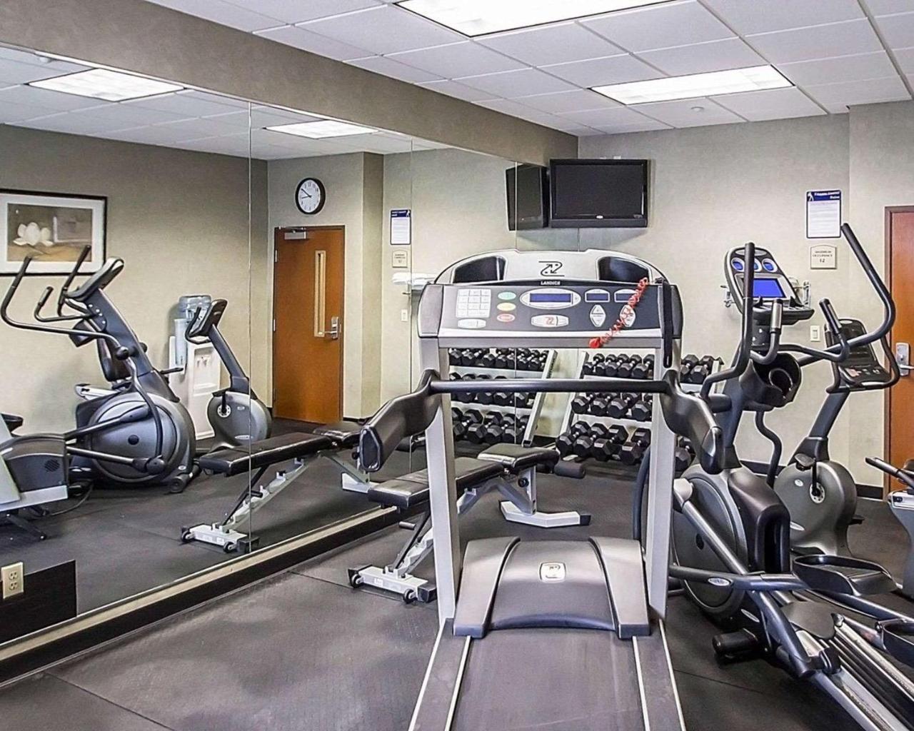 Quality Inn & Suites Fishkill South Near I-84 Ngoại thất bức ảnh